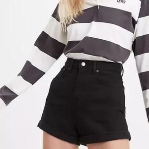 Levi’s Black Mom Jeans